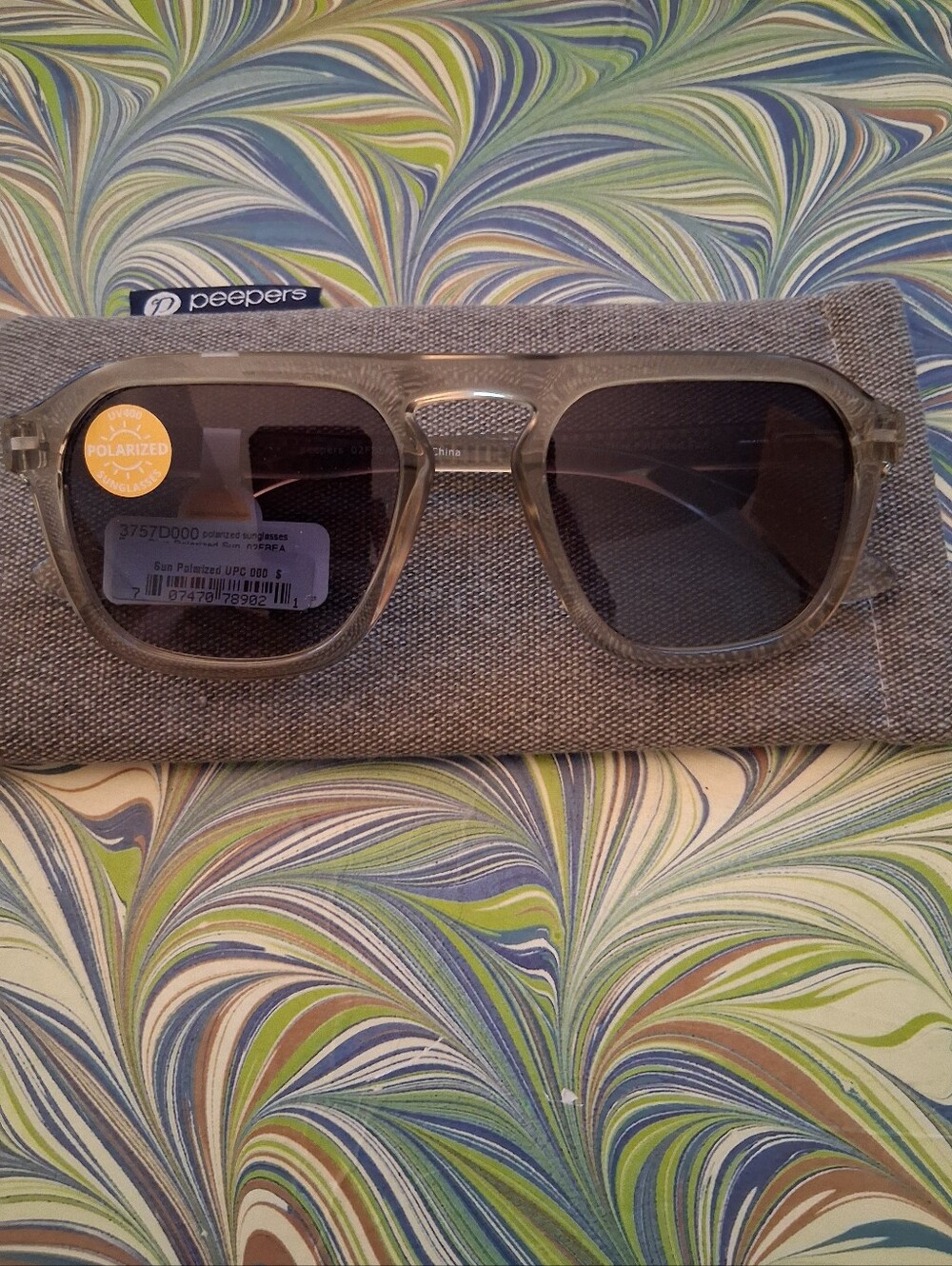 Peepers Sun Unisex Sunglasses Polarized NWT